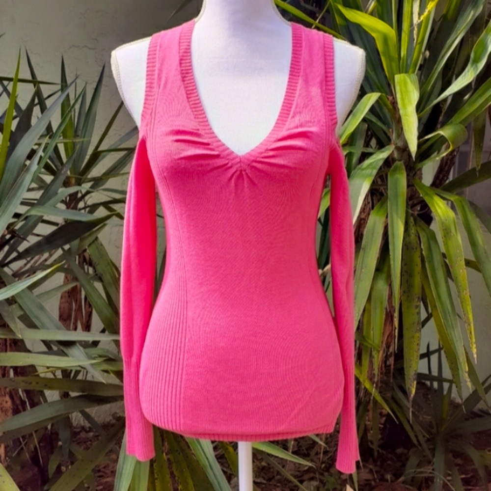 Donna Karan Hot Pink Cold Shoulder knit V Neck